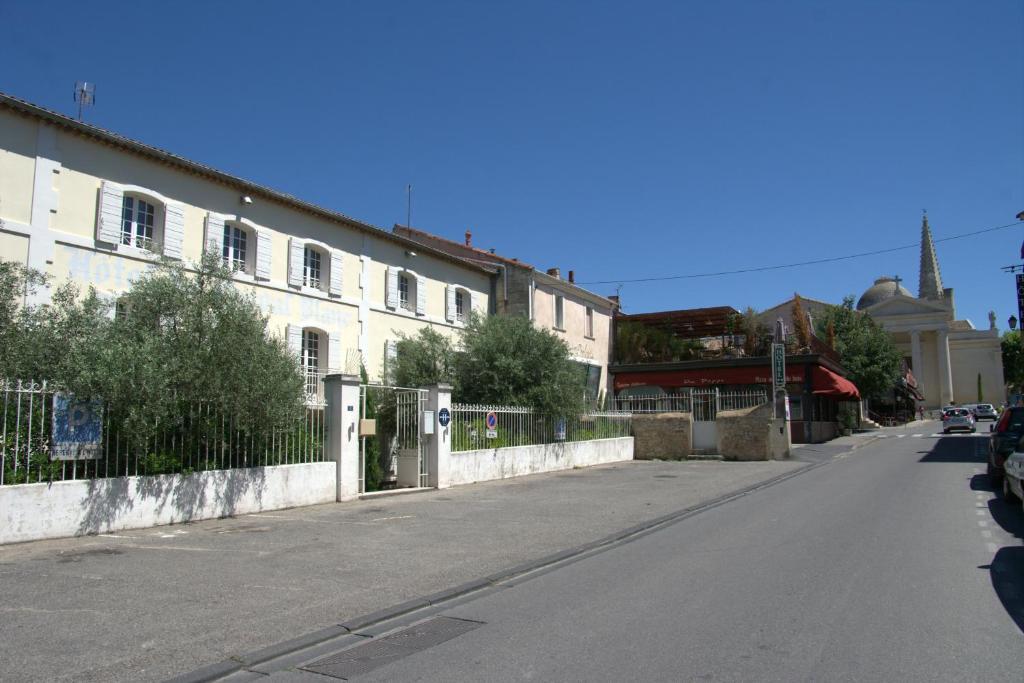 Hotel Du Cheval Blanc Saint-Rémy-de-Provence エクステリア 写真